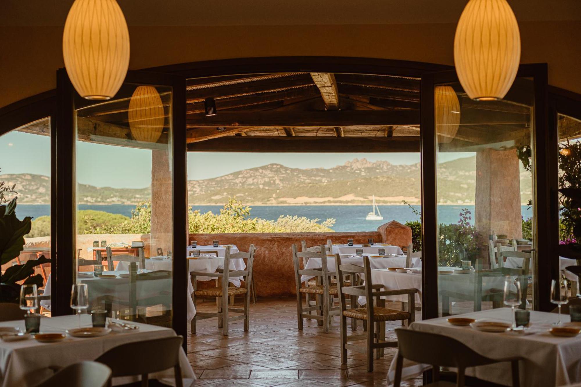 Отель Aethos Sardinia Канниджионе Экстерьер фото