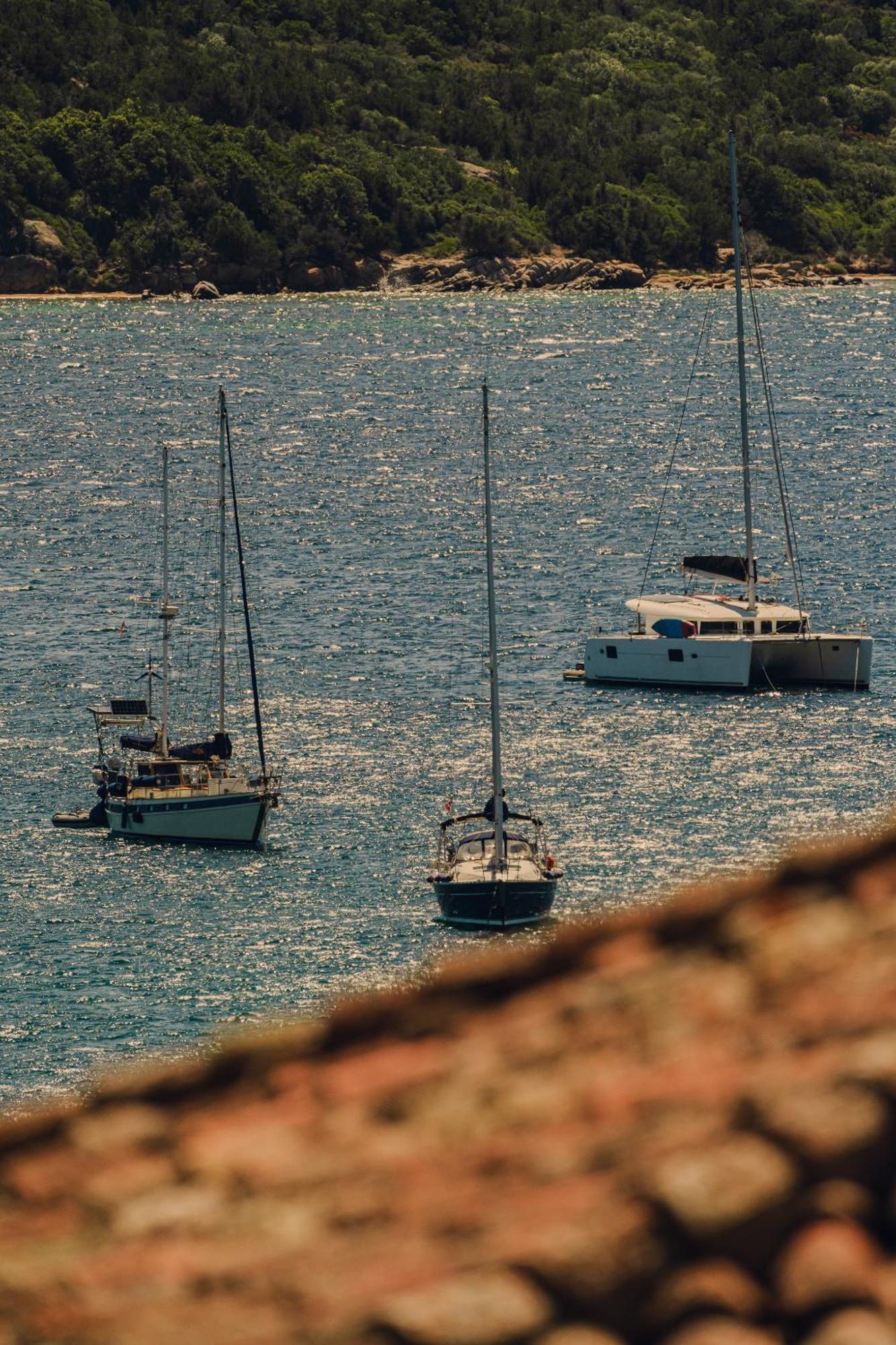 Отель Aethos Sardinia Канниджионе Экстерьер фото