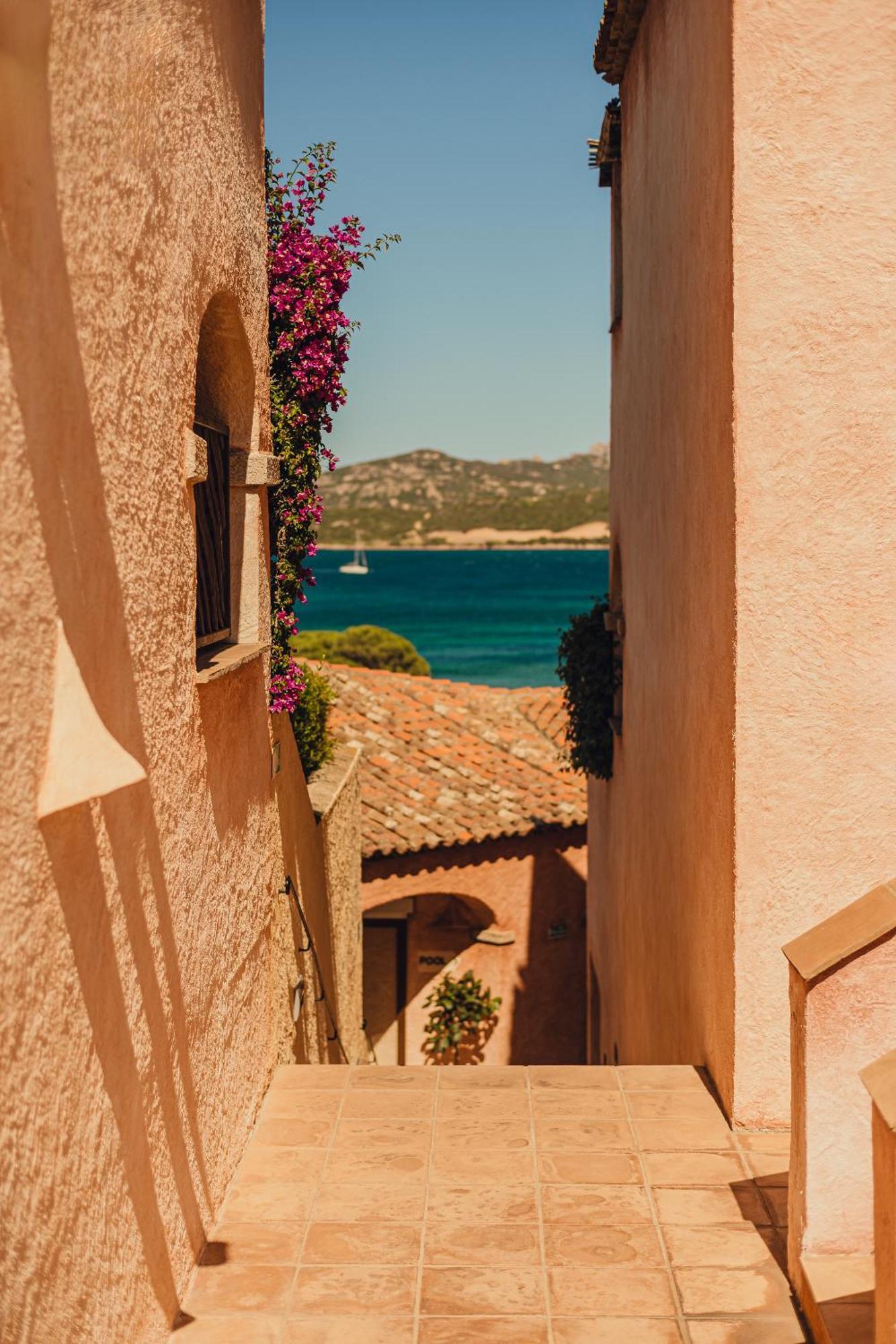 Отель Aethos Sardinia Канниджионе Экстерьер фото